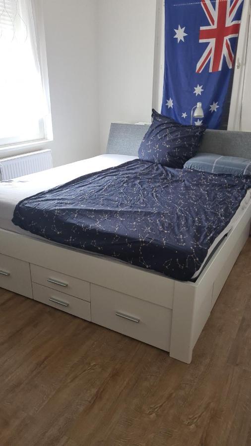 Charmantes Helles Zimmer Zentrumnah Und Naturnah Göppingen Extérieur photo